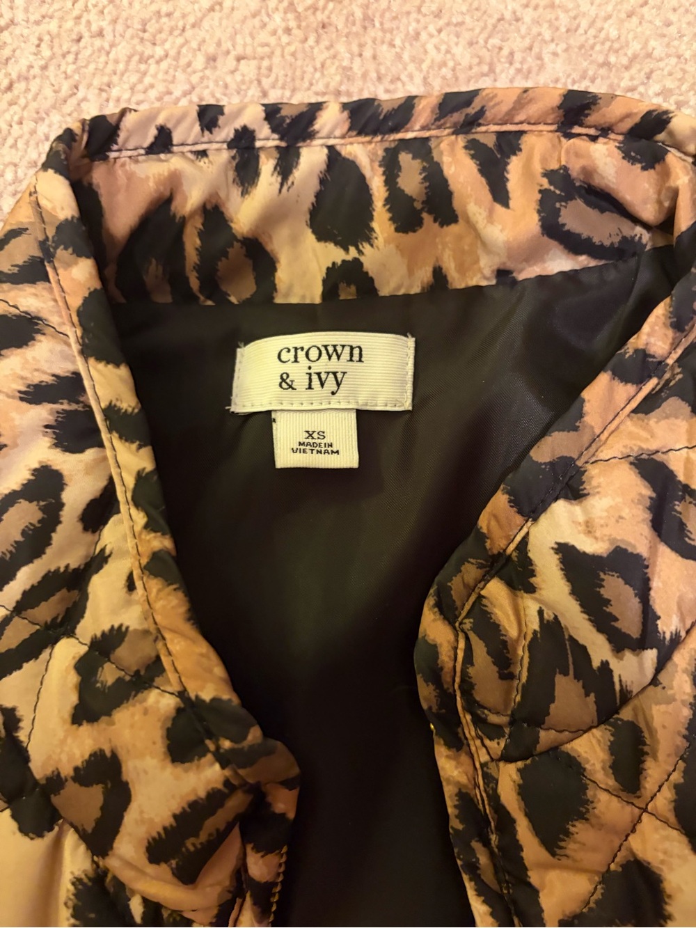 Leopard Print Vest - Picture 2 of 4